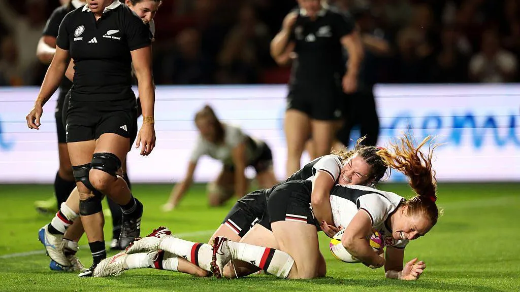 Phenomenal Canadian team defeat defending champions to enter final