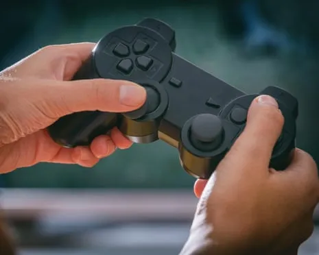 What Makes Some Players Invert Their Game Inputs? Researchers Now Have Answers, And They Are Not What You Think