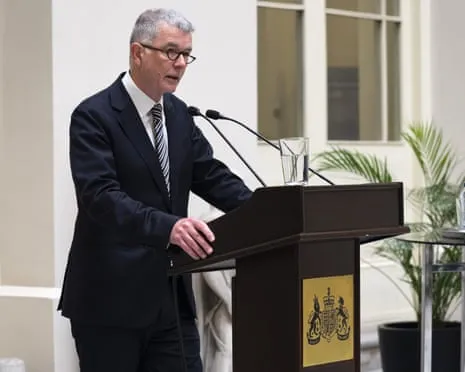 Retiring British Secret Service Director Says Putin Has ‘Overextended Himself’ in Ukraine