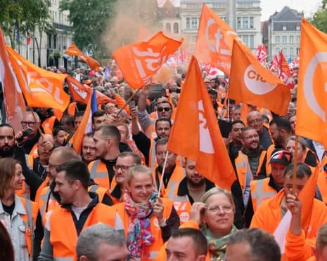Nationwide Protest Movement Sees Hundreds of Thousands Taking to the Streets In France